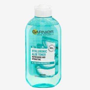 Garnier Hydratační pleťová voda Skin Naturals (Hyaluronic Aloe) 200 ml obraz