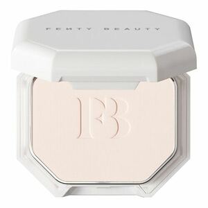 FENTY BEAUTY - Pro Filt'r Soft Matte Powder Foundation - Pudrový make-up obraz