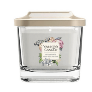 Yankee Candle Aromatická svíčka malá hranatá Passionflower 96 g obraz