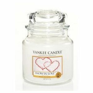 YANKEE CANDLE Classic Vonná svíčka střední Snow in Love 411 g obraz