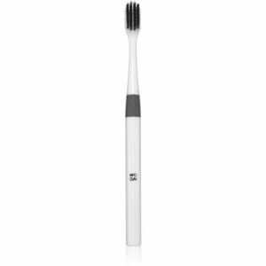 WOOM Toothbrush Charcoal Soft zubní kartáček s aktivním uhlím soft 1 ks obraz