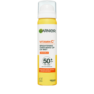 Garnier Rozjasňující pleťová mlha SPF 50+ Vitamin C (Brightening Over Make-up UV Mist) 75 ml obraz