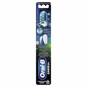 ORAL-B Junior Zubní kartáček pro děti 6 - 12 let Extra Soft 1 kus obraz