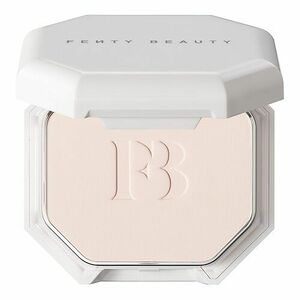 FENTY BEAUTY - Pro Filt'r Soft Matte Powder Foundation - Pudrový make-up obraz
