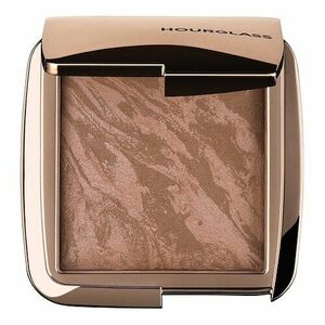 HOURGLASS - Ambient Lighting Bronzer - Bronzující rozjasňující pudr obraz