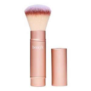 BENEFIT COSMETICS - Multifunctional Brush - Multifunkční štětec na tvářenky, bronzery & rozjasňovače obraz