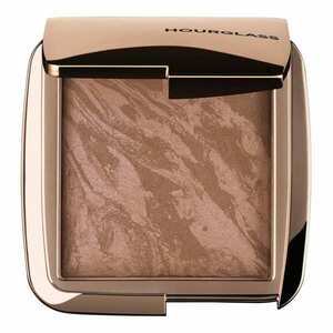 HOURGLASS - Ambient Lighting Bronzer - Bronzující rozjasňující pudr obraz