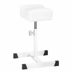 Nástroje a pomůcky pro modeláž nehtů obraz