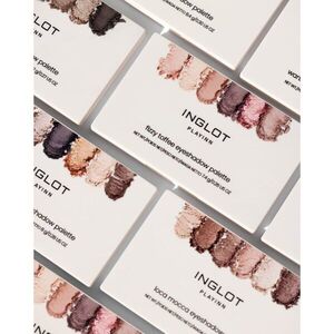 Inglot PlayInn Eyeshadow Palette paletka očních stínů odstín Fizzy Toffee 7.6 g obraz