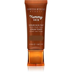 Danessa Myricks Beauty Yummy Skin Serum Skin Tint hydratační make-up s vyhlazujícím účinkem odstín 14 - Deep Skin with Warm Golden Undertones 45 ml obraz