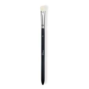 DIOR BACKSTAGE - Eyeshadow Shader Brush - Štětec na stínování očních stínů obraz