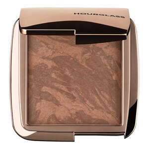 HOURGLASS - Ambient Lighting Bronzer - Mini bronzující a rozjasňující pudr obraz