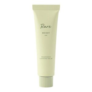 RARE BEAUTY - Rare Fragrance Layering Balm Woody Oak – Parfémovaný balzám k vrstvení obraz