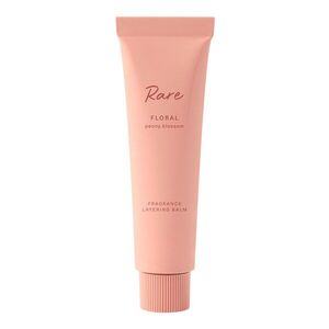 RARE BEAUTY - Rare Fragrance Layering Balm Floral Peony – Parfémovaný balzám k vrstvení obraz