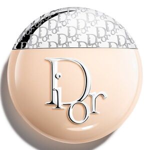 DIOR BACKSTAGE - Dior Backstage Glow-Up Skin Tint – Tónovaný hydratační fluid, jemný glow efekt obraz