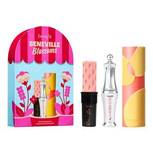 BENEFIT COSMETICS - Beneville Blossoms - Vánoční beauty set s trojicí ikonických produktů obraz
