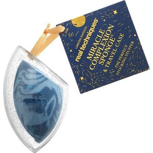 Real Techniques Holiday Miracle Complexion Sponge & Travel Case houbička na make-up + obal obraz